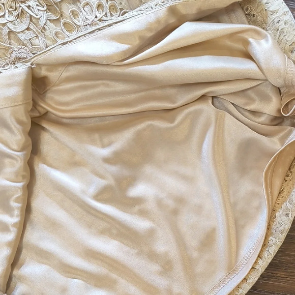 Sue Wong Elegant Gold Embroidered Midi Dress - Picture 4 of 5